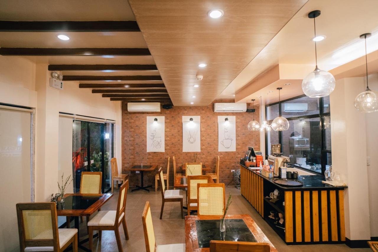 Marieli Suites Near Panglao International Airport ภายนอก รูปภาพ