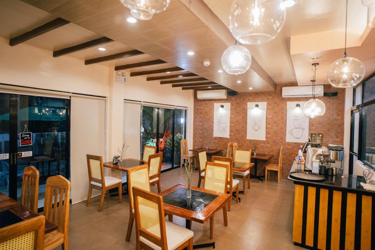 Marieli Suites Near Panglao International Airport ภายนอก รูปภาพ