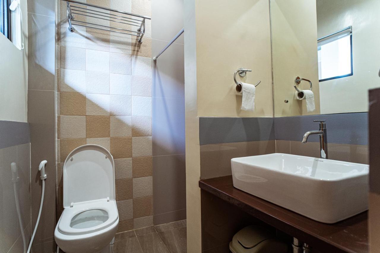 Marieli Suites Near Panglao International Airport ภายนอก รูปภาพ